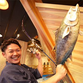 海鮮居酒屋「つり吉」の店員